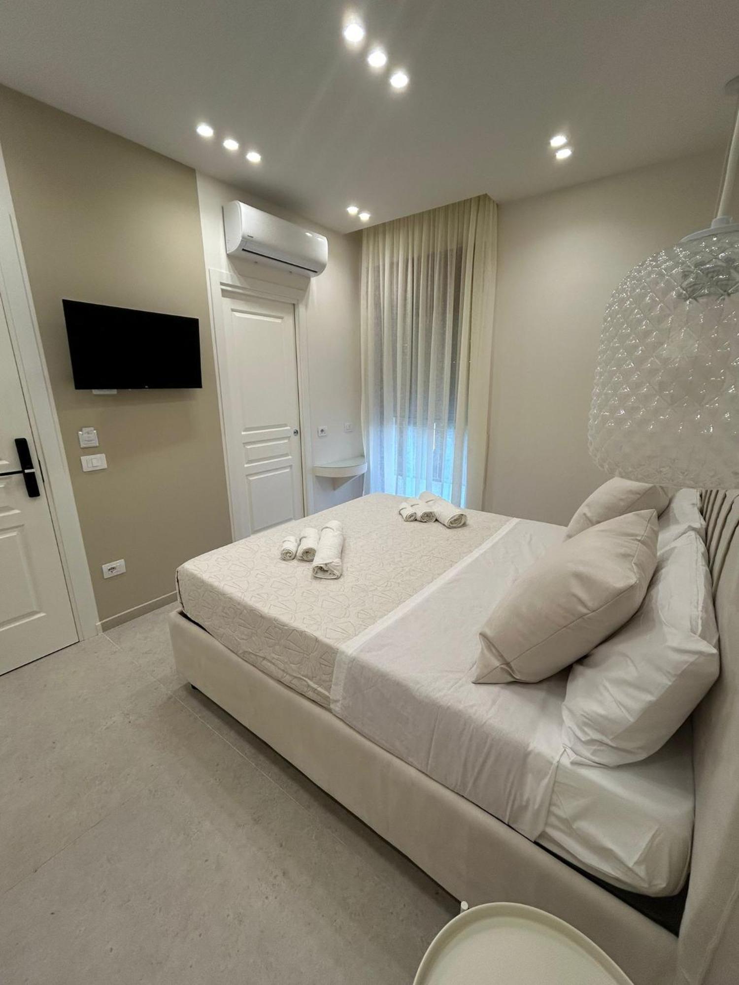 نابولي B&B Le Origini المظهر الخارجي الصورة