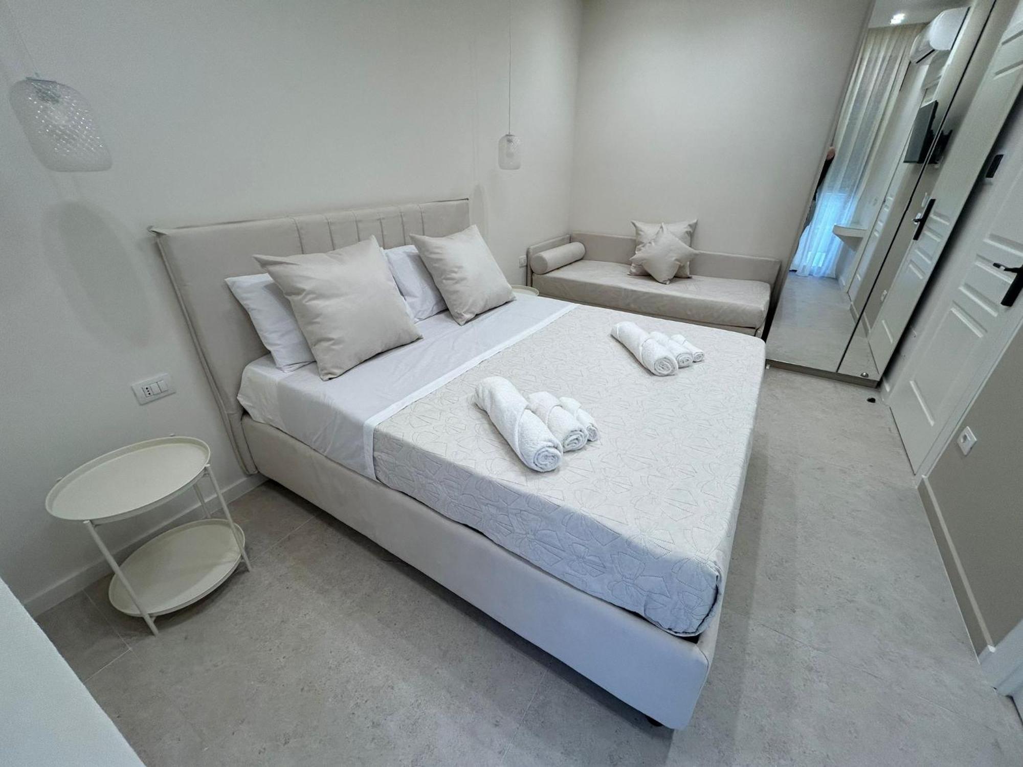 نابولي B&B Le Origini المظهر الخارجي الصورة